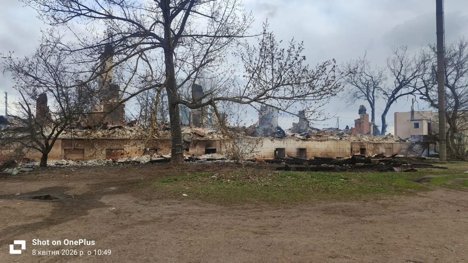 Культурний попіл: на Харківщині російські дрони знищили історичну садибу Донців-Захаржевських