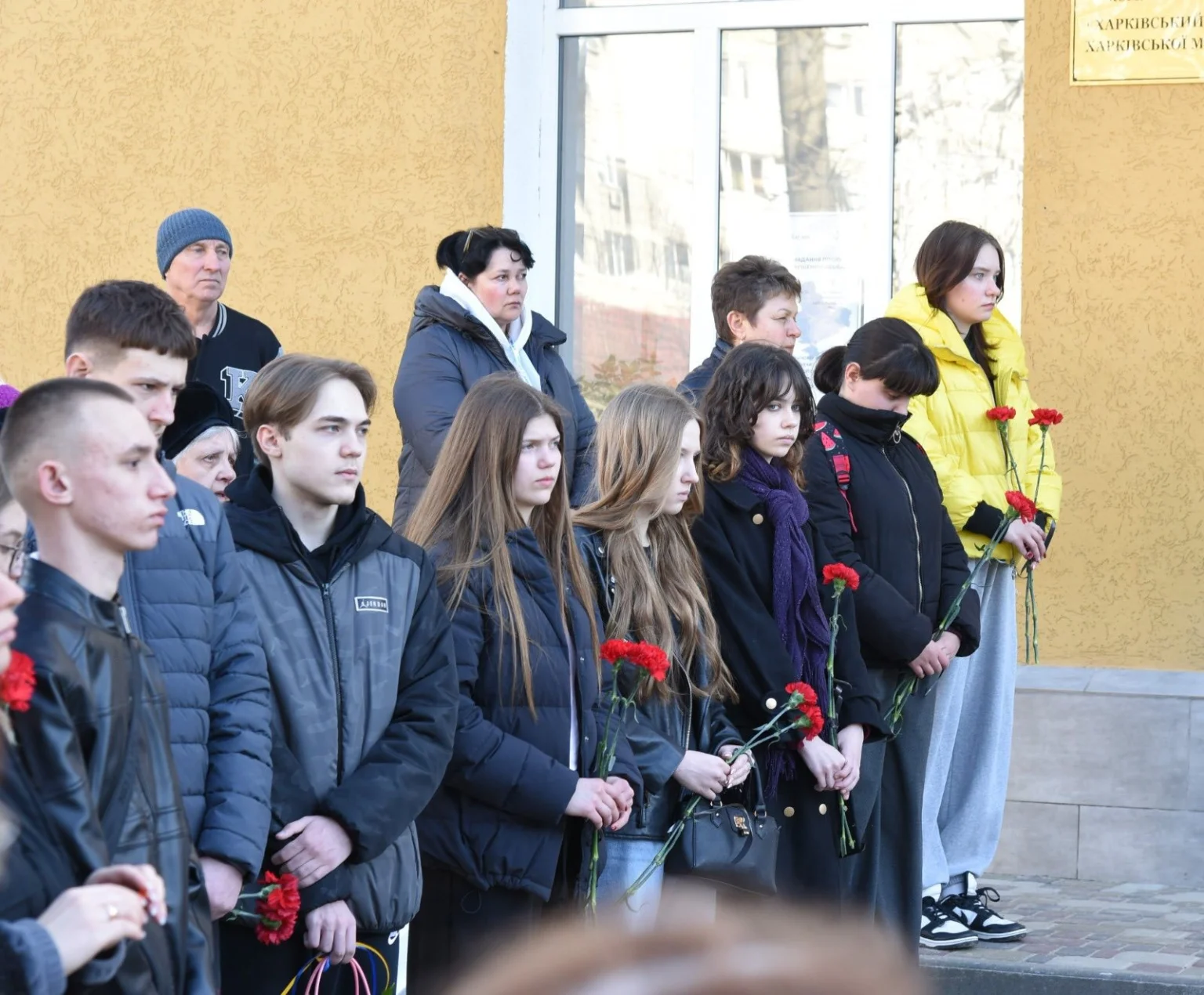 Стіни ліцею №93 у Харкові тепер бережуть пам’ять про Артема Кучерявенка