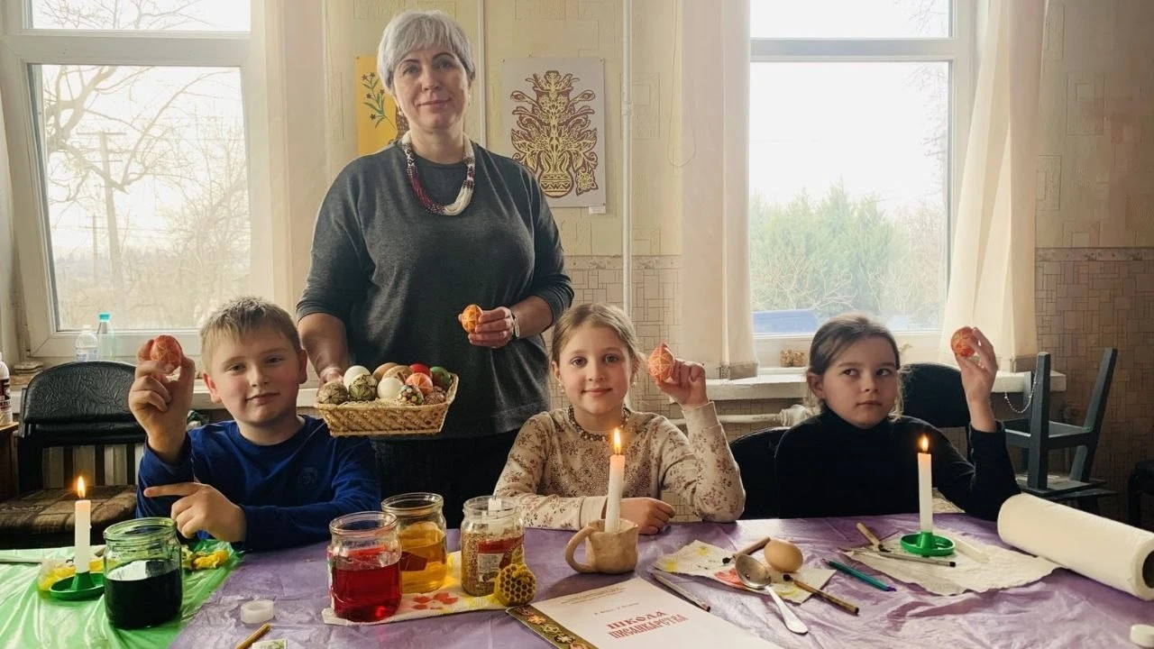 Магічні візерунки Слобожанщини: як харківські майстрині кодують успіх у великодніх яйцях
