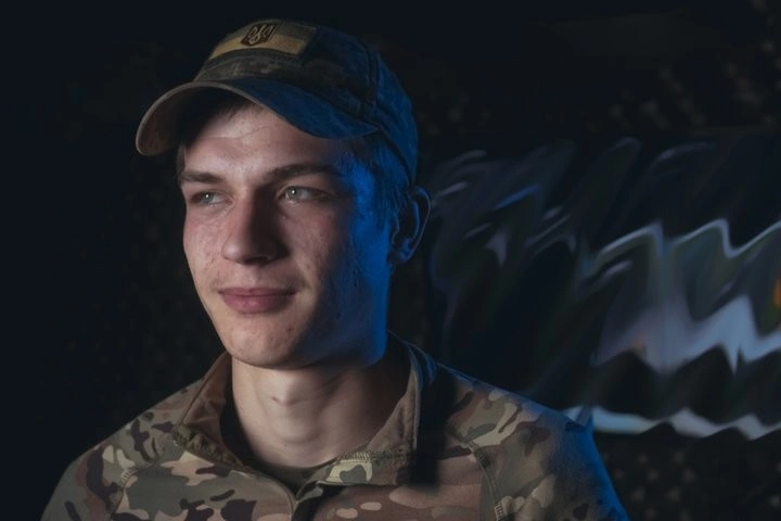 Робот під вогнем вивіз із сірої зони двох цивільних поблизу Вовчанська