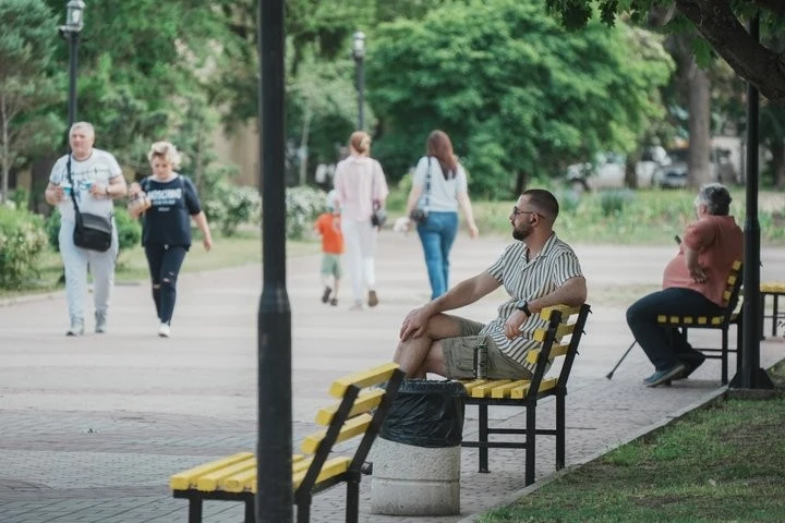 Ізюм адаптується до воєнних реалій: від кав’ярень під антидроновими сітками до нових бізнесів