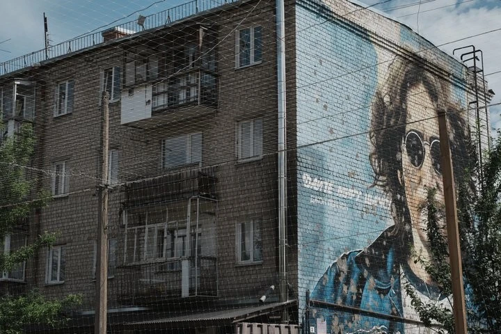 Ізюм адаптується до воєнних реалій: від кав’ярень під антидроновими сітками до нових бізнесів
