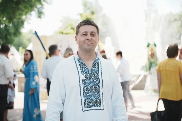 Ізюм адаптується до воєнних реалій: від кав’ярень під антидроновими сітками до нових бізнесів