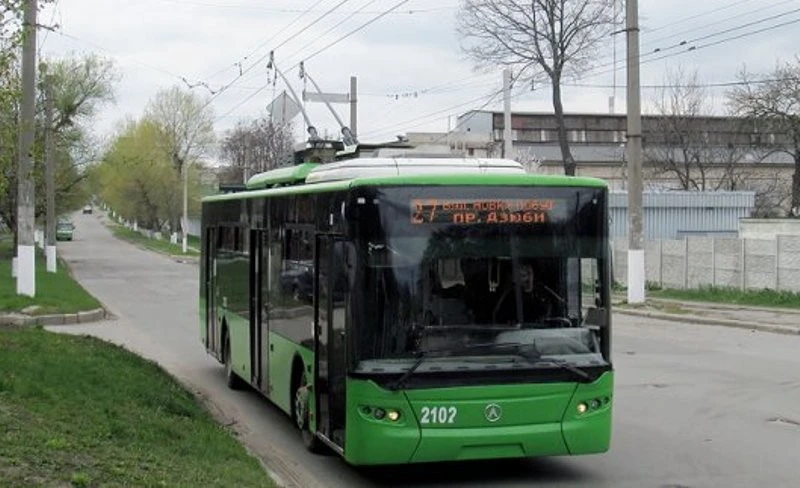 Харківський тролейбус №27 тимчасово змінює схему руху Харківський тролейбус №27 тимчасово змінює схему руху
